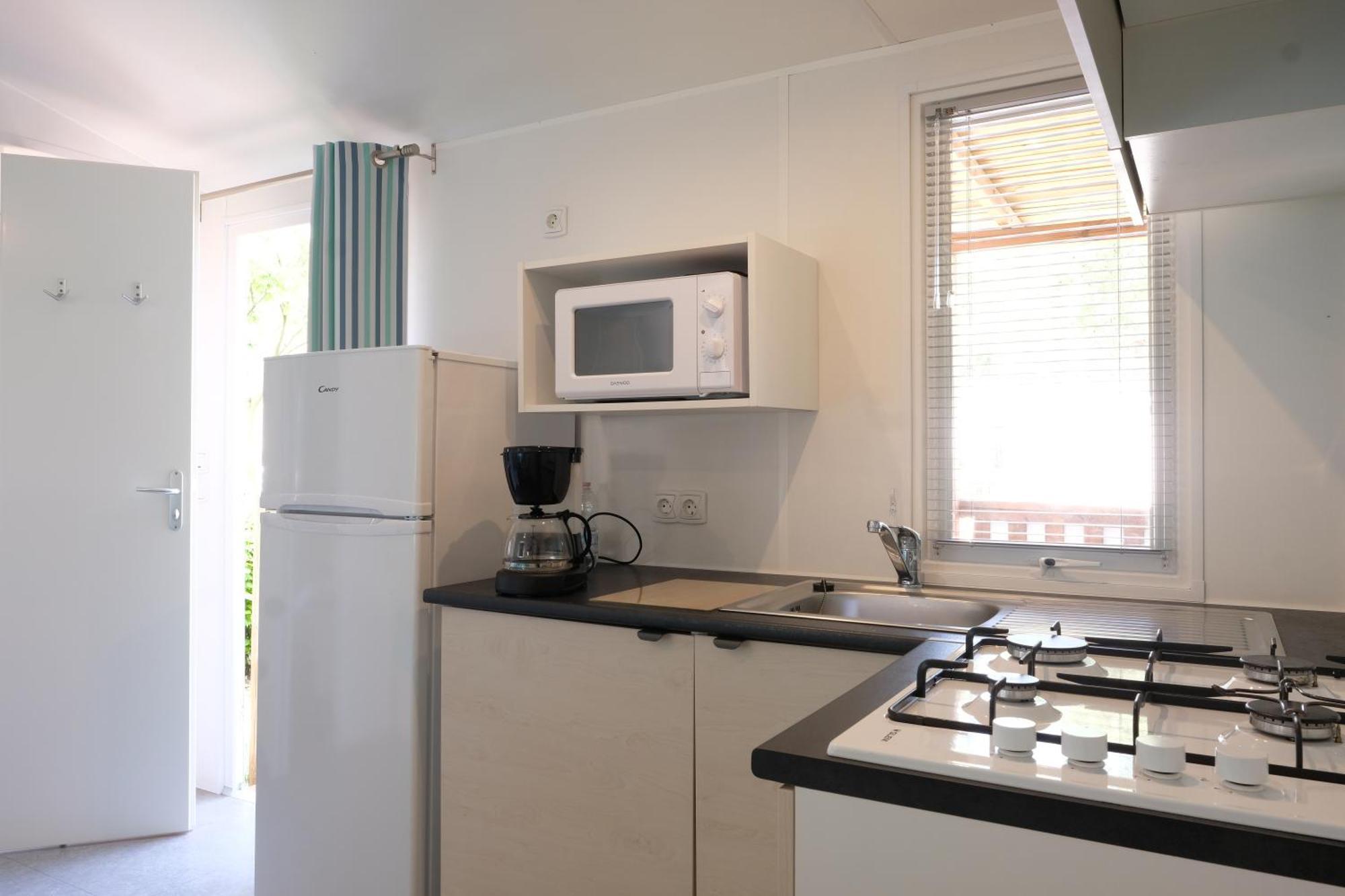 Happy Camp Mobile Homes In Villaggio Turistico Internazionale Eden 산펠리체델바나코 외부 사진